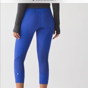 NWT lululemon pace rival crops Sz 10 sapphire blue